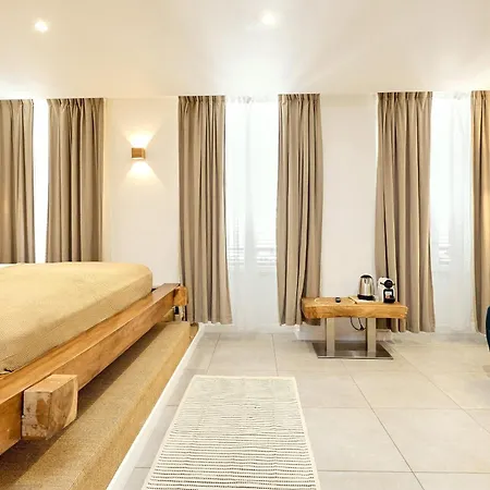 Alma Apartment