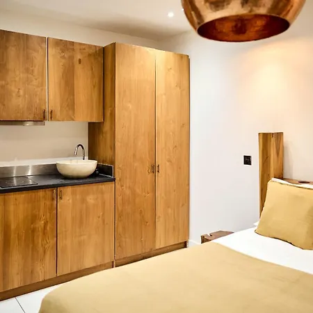 Alma Apartment *